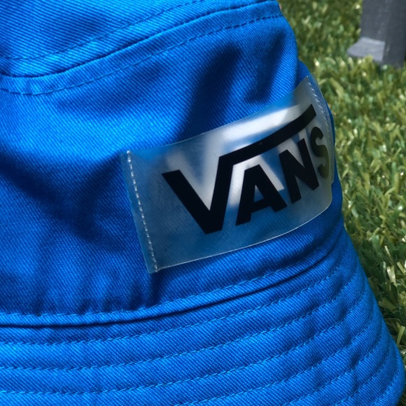 💙VANS BUCKET HAT NWT - Picture 3 of 8